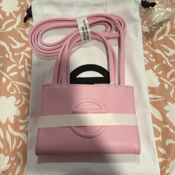 Small Telfar Bag- Bubble Gum color, brand new with dust bag - Picture 6 of 8